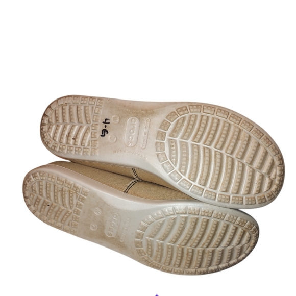 CROCS Cream Mickey Mouse Slippers - Picture 2 of 3